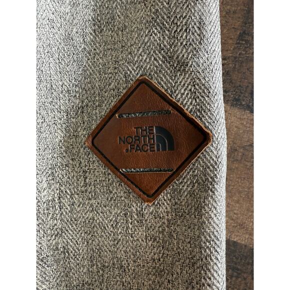 The North Face Men’s Heavy Jacket – Multicolored, Size L - Like New - Picture 6 of 10